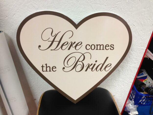 Wedding Sign Beige Heart